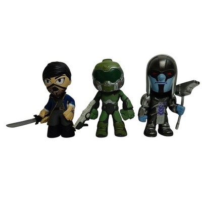 Lot of 3 Bethesda Vinyl Figures Doom Slayer Corvo 4" Game Collectibles Arkane St